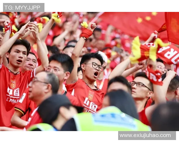 去年踢足球的小球星展现帅气风采引爆全场球迷热情 去年踢足球的小球星展现帅气风采引爆全场球迷热情